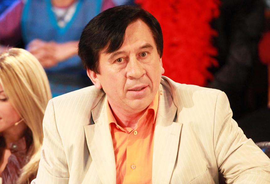 «Получилось, что она королева, а я ее слуга»: Владимир Пермяков развелся с молодой женой спустя год после свадьбы