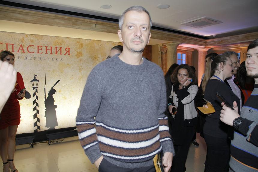 Константин Богомолов рассказал, почему часто ставит советские пьесы