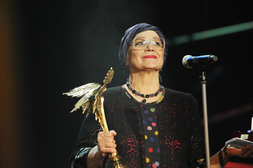 У дочери актрисы Нины Руслановой нет денег на памятник для могилы матери