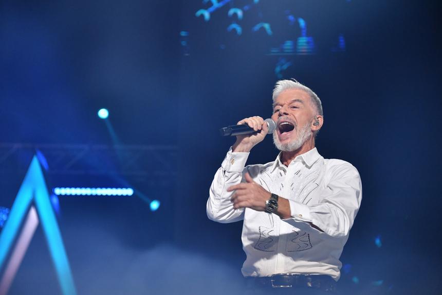 Раскрыт список выступающих без фонограммы российских артистов