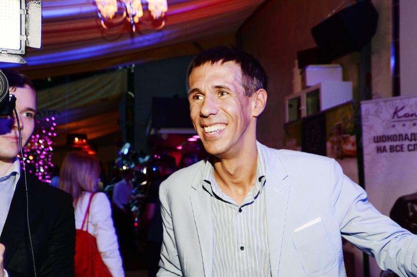 «Иди потрогай меня за ногу!»: Алексей Панин* обратился к Кологривому