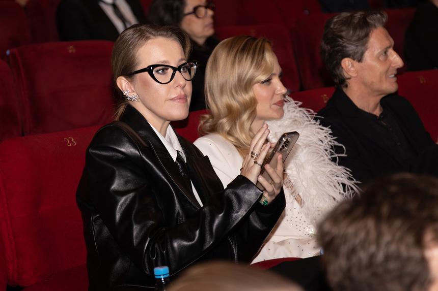 Сын Ксении Собчак Платон встретился со своей четырехлетней тетей