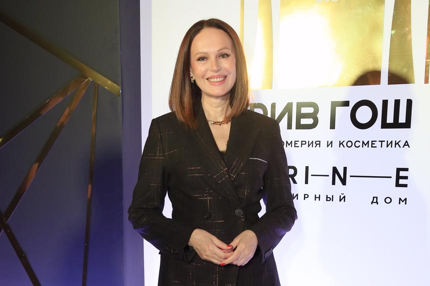 «Учусь жить эту жизнь»: Ирина Безрукова рассказала об обещании, которое дала сыну незадолго до его смерти