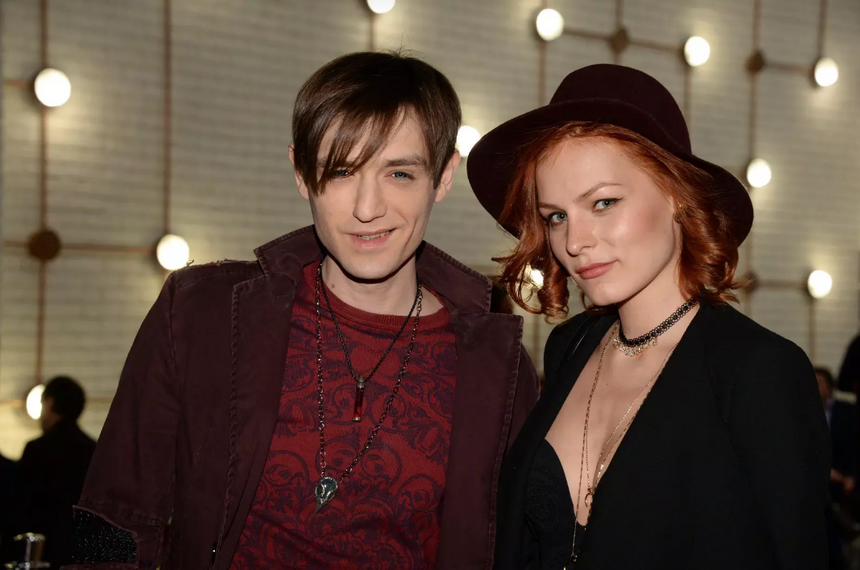 Александр Шепс подшутил над Софьей Егоровой в финале шоу «Экстрасенсы.Реванш»