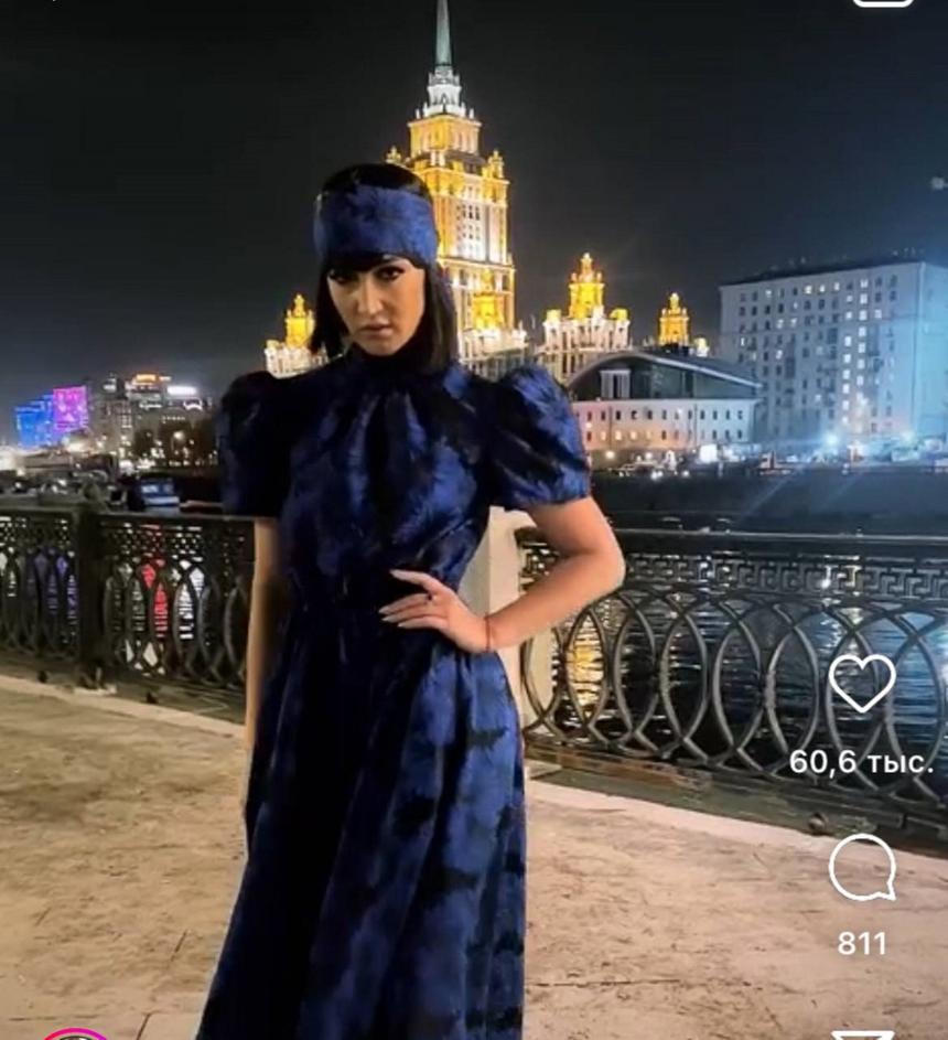 Ольга Бузова в таком же платье от бренда Barbino в 2023 году