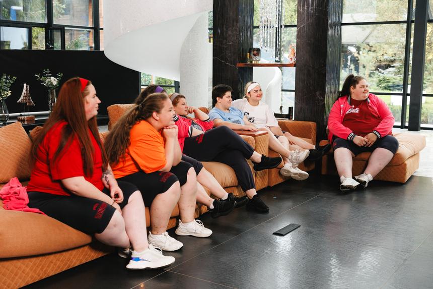 «Без связи с родителями»: участницы шоу «Большие девочки» рассказали о сложностях на проекте