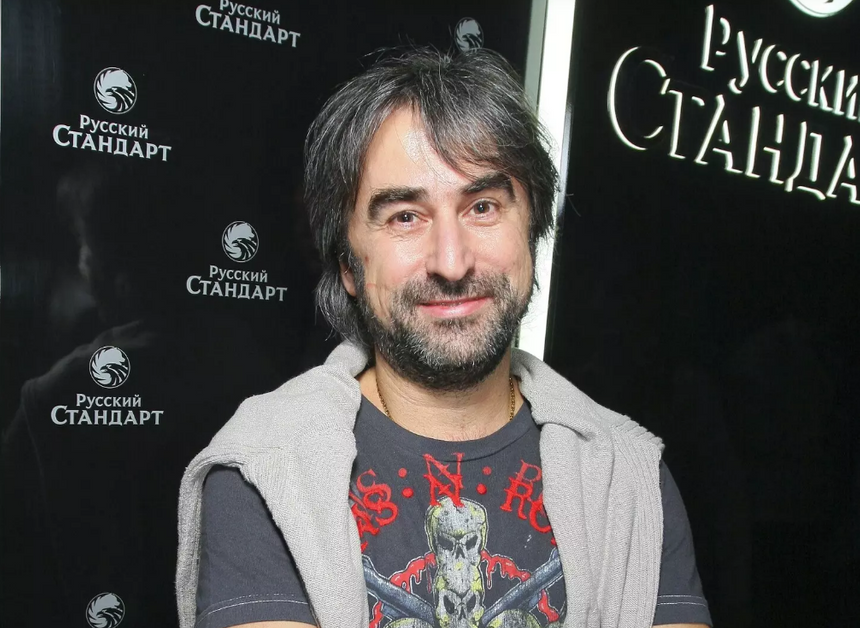 «Безответственность»: отец Децла раскритиковал поздние роды в семье Петросяна