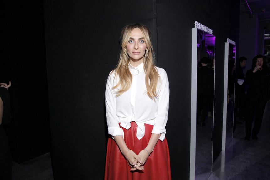 Ботокс Варнавы, микротоковая терапия Энистон и инъекции Кидман: что выбирают звезды для сохранения молодости