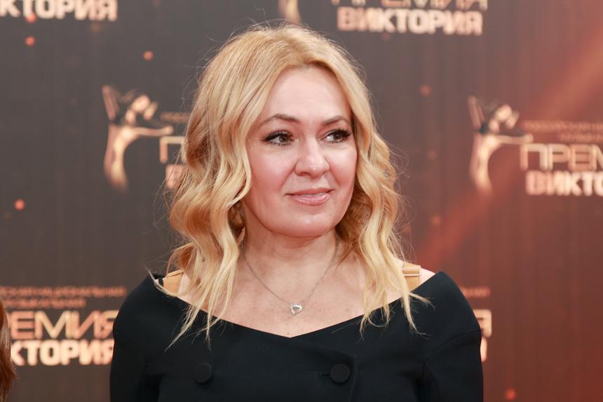 «Ассистентка привозит»: Яна Рудковская рассказала о шопинге в период санкций