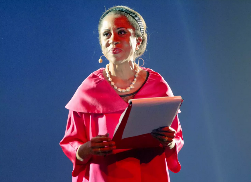 «Не умеете играть»: Елена Ханга рассказала о критике от Валерии Гай Германики