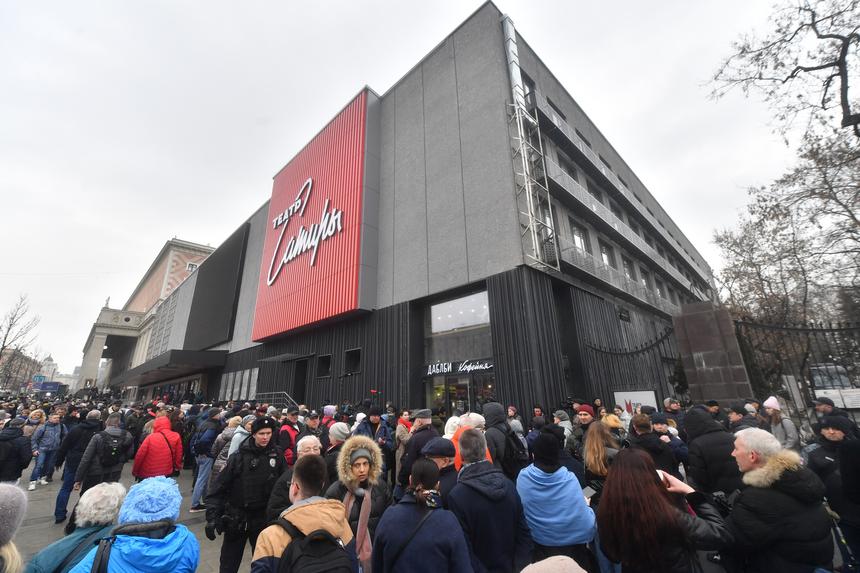 Между труппой и руководством раскол: смерть Ширвиндта раскрыла проблемы Театра Сатиры