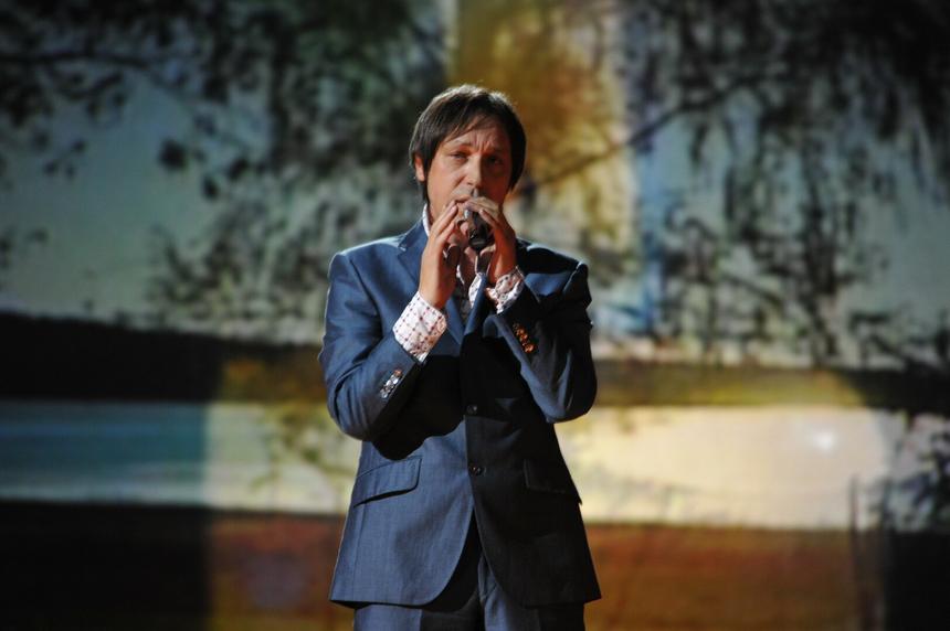 Тяжело, но продолжает петь: близкие рассказали о состоянии здоровья Николая Носкова после инсульта