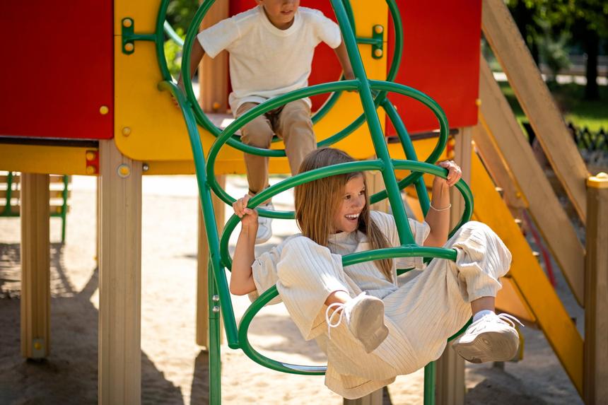 Избившая двоих девочек в Подольске женщина оказалась больна эпилепсией