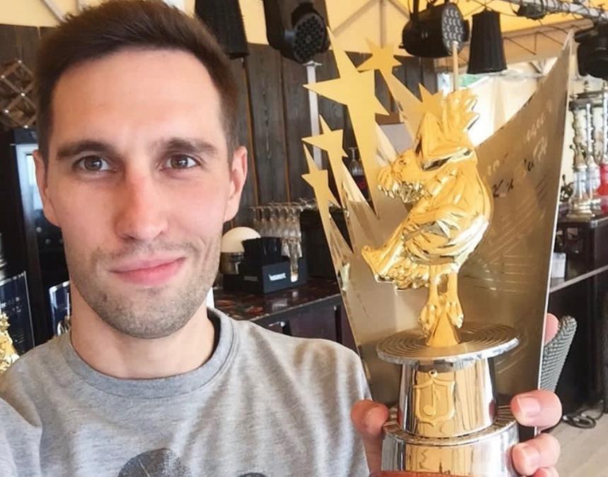 Звезда КВН рассказал, как его сокоманднику разбили голову прямо на сцене