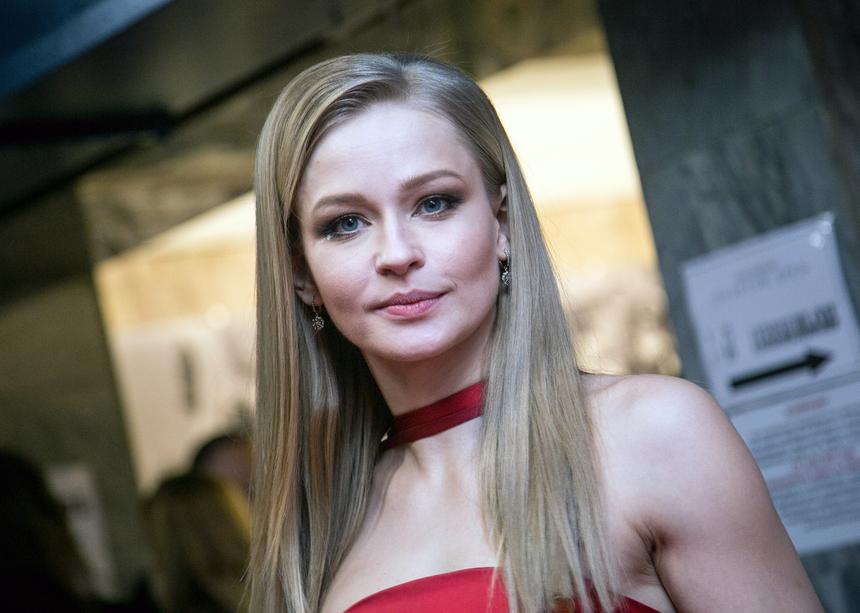 «Слишком серьезная история»: Юлия Пересильд высказалась об отчаянном поступке ее дочери