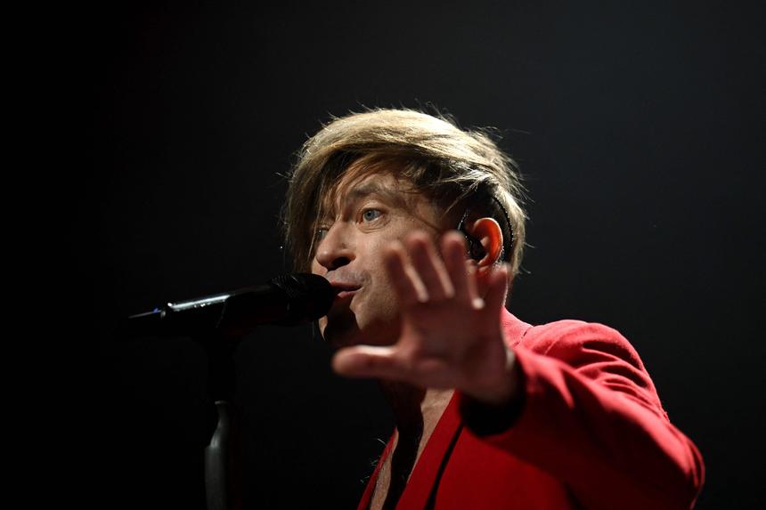 «Мы друг друга уничтожали»: солист группы Би-2 рассказал о драках с первой женой