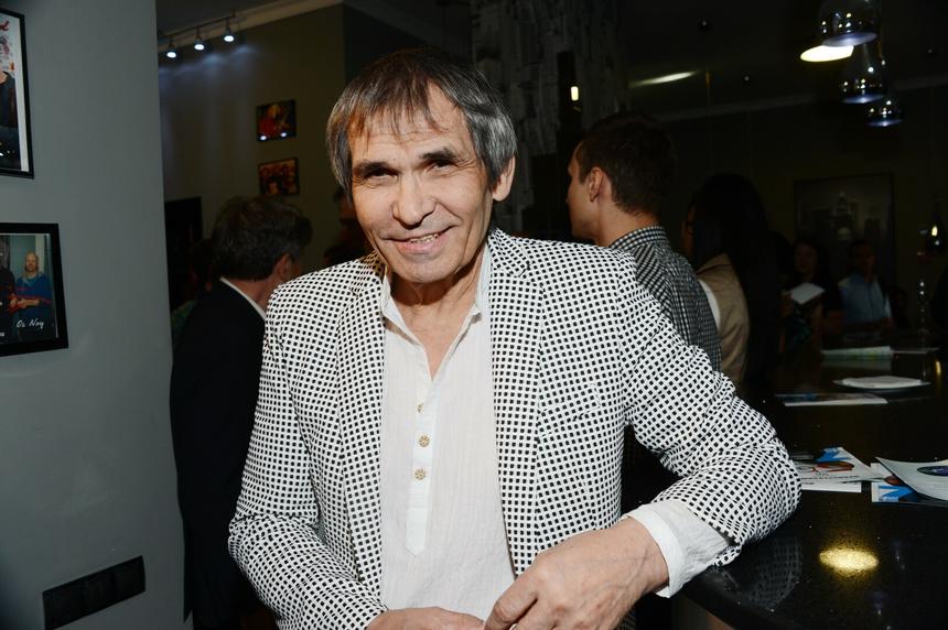 «Моей жене повезло»: Бари Алибасов раскрыл подробности своего седьмого брака