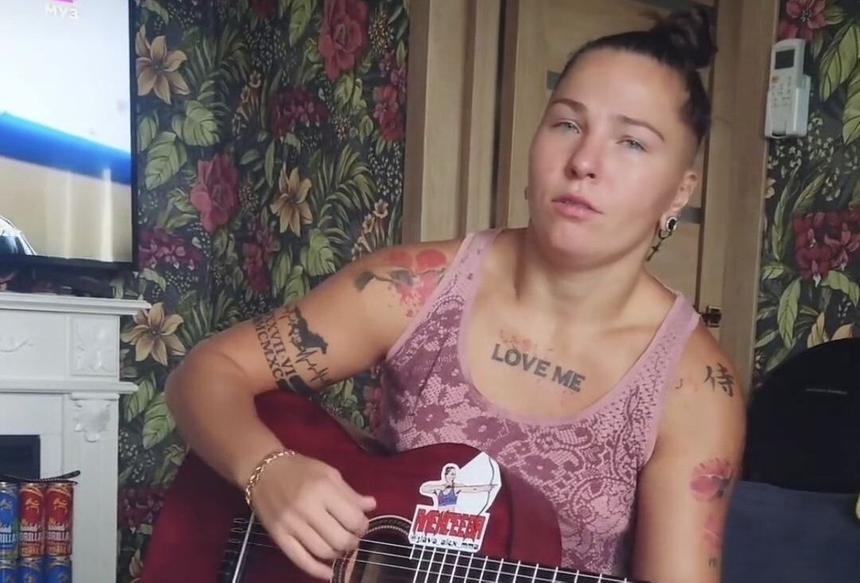 Преследовал и выкрикивал оскорбления: полиция задержала мигранта, сбившего челябинскую чемпионку UFC