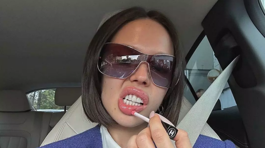 Депутат из Красноярска предложил запретить выступление Инстасамки на VK Fest