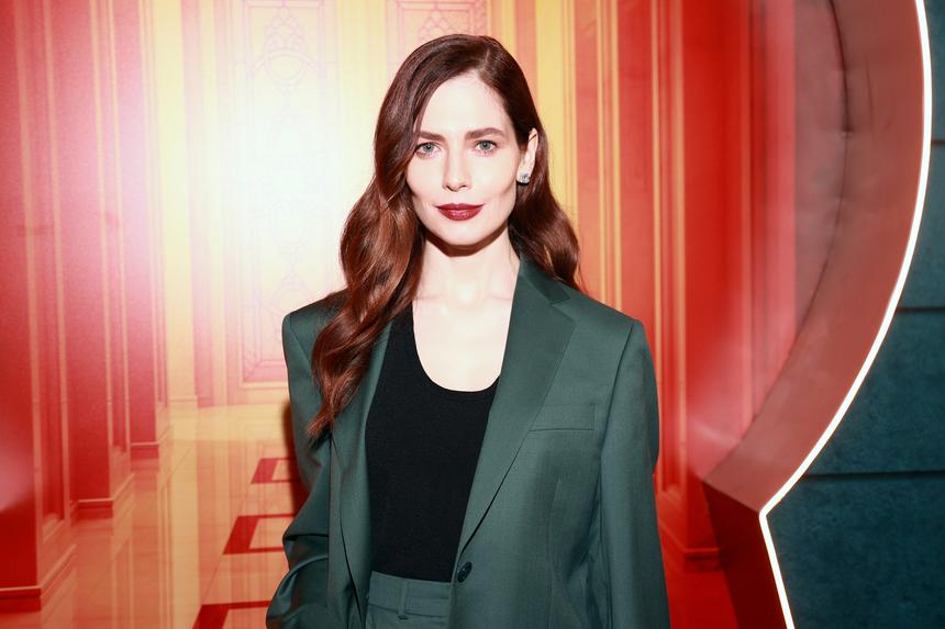 «Сразу понижалась самооценка»: Юлия Снигирь рассказала о своих комплексах