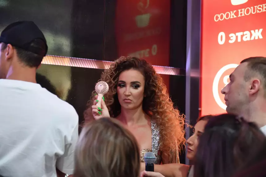 «Новая я»: Ольга Бузова кардинально сменила имидж после госпитализации