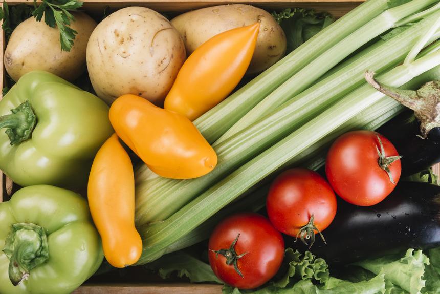 Содержат токсичные вещества: три популярных в России овоща, которые лучше не есть