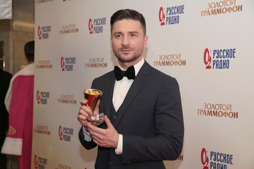 «Они дома слушают»: Лазарев объяснил, почему дети не ходят на его концерты