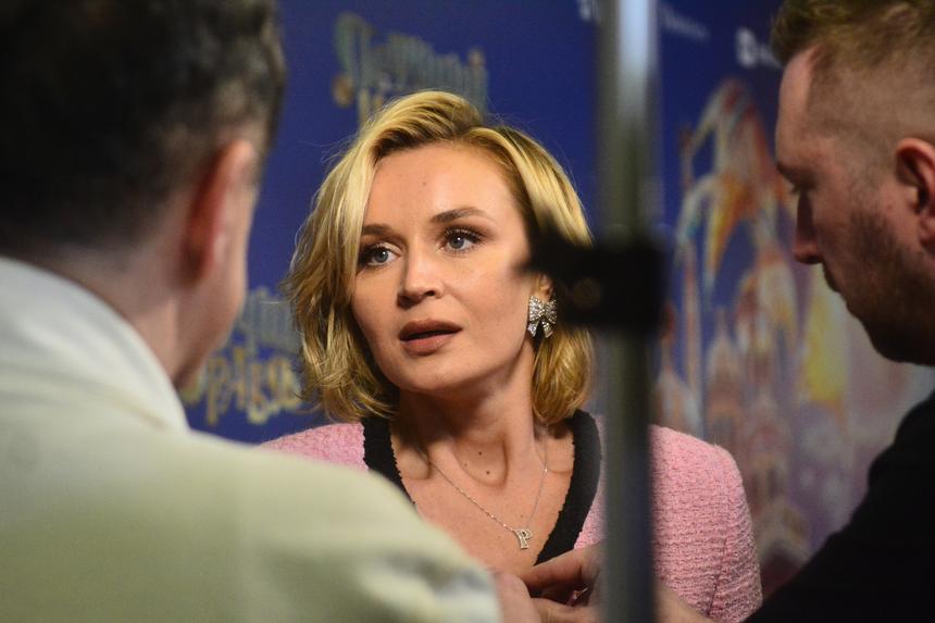 «Организм уложил»: Полина Гагарина оказалась под капельницей из-за чрезмерных нагрузок