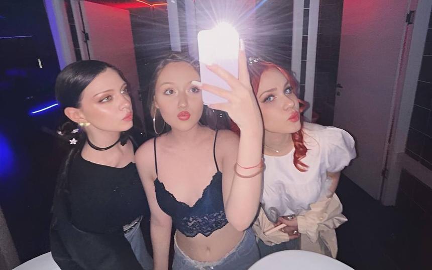 Участницам группы «Пропаганда» угрожают расправой за концерт в зоне СВО