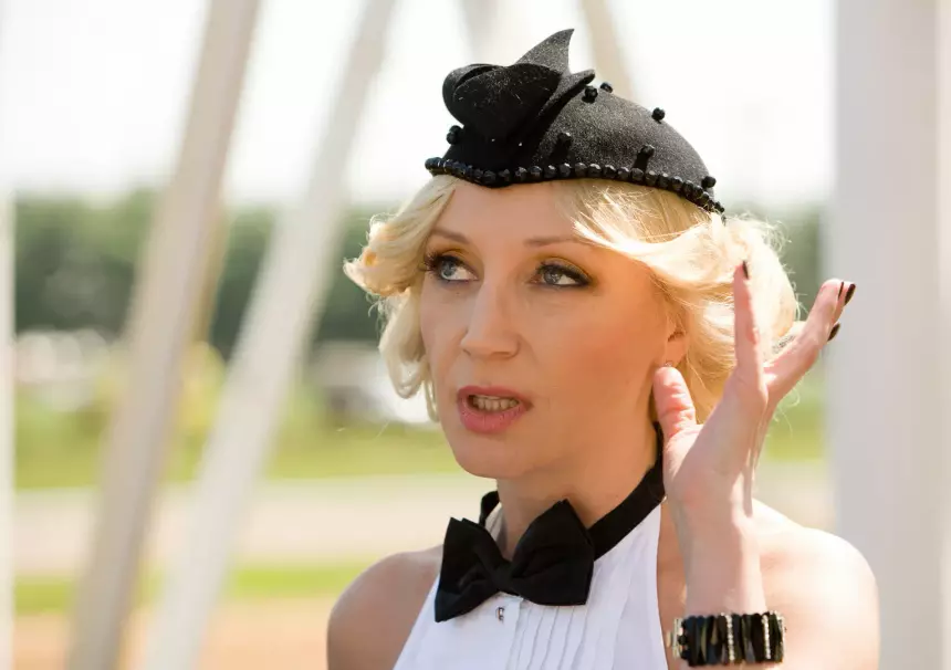 Певица Кристина Орбакайте рассказала, в какую страну улетела вместе с мужем