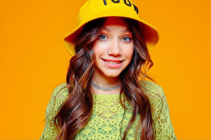 Жизнь блогеров: плюсы и минусы профессии, распорядок дня, борьба с хейтом