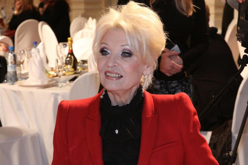 «Ситуация под контролем»: что известно о состоянии госпитализированной Светланы Светличной