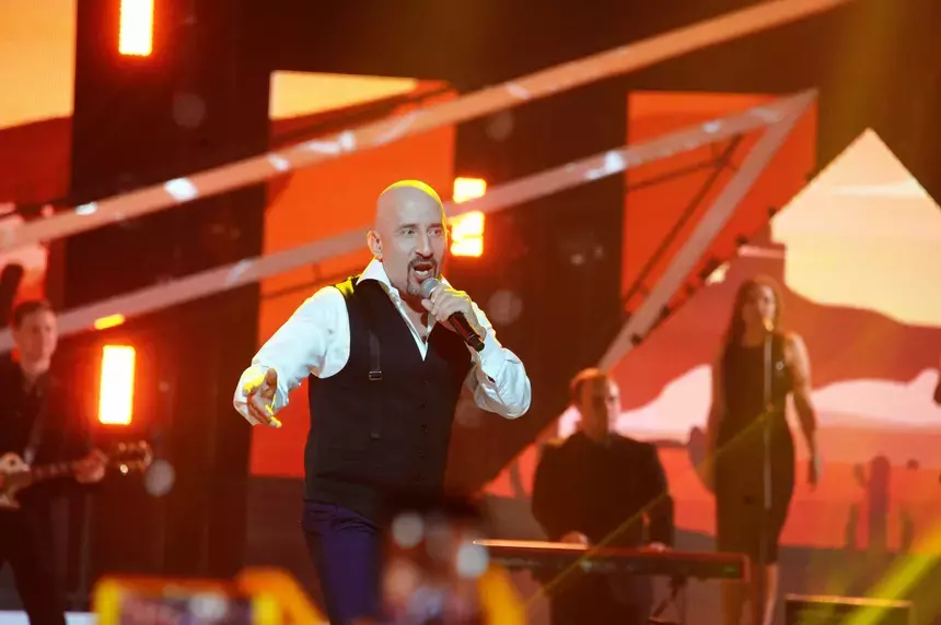 «Я в больнице»: потерявший жену шансонье Жека госпитализирован