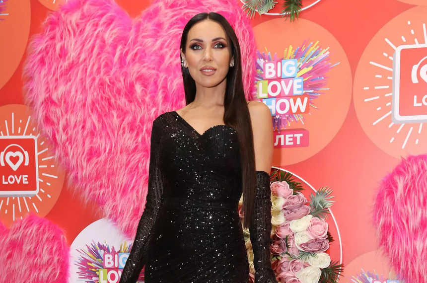 Имеет право претендовать на бизнес: стало известно, как разделят имущество Алсу и Ян Абрамов