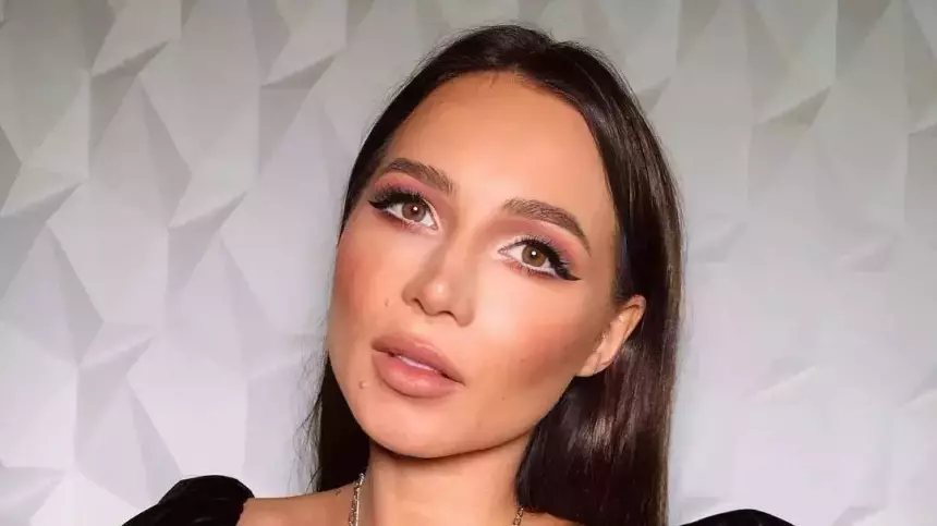 Мать Лерчек стала совладелицей новой компании после скандала с налоговой