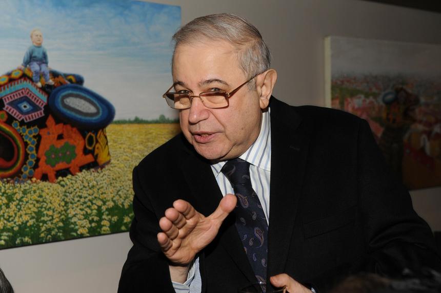 Ставший отцом в 78 лет Евгений Петросян объяснил, почему назвал дочь Матильдой