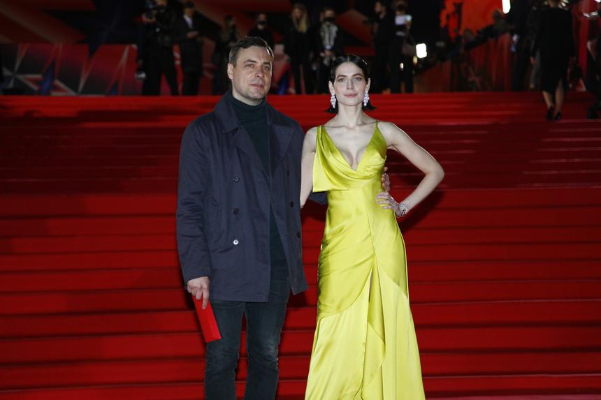 «Тебе очень идет быть счастливой»: Евгений Цыганов публично поздравил Юлию Снигирь с днем рождения