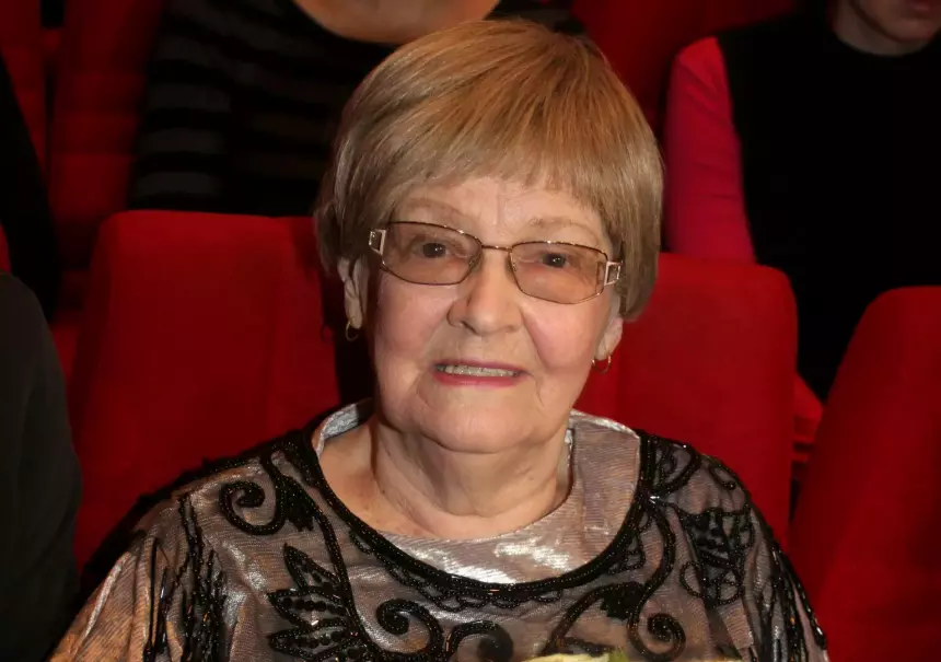 Дочь 93-летней вдовы Леонида Гайдая заявила, что кто-то распускает сплетни о них