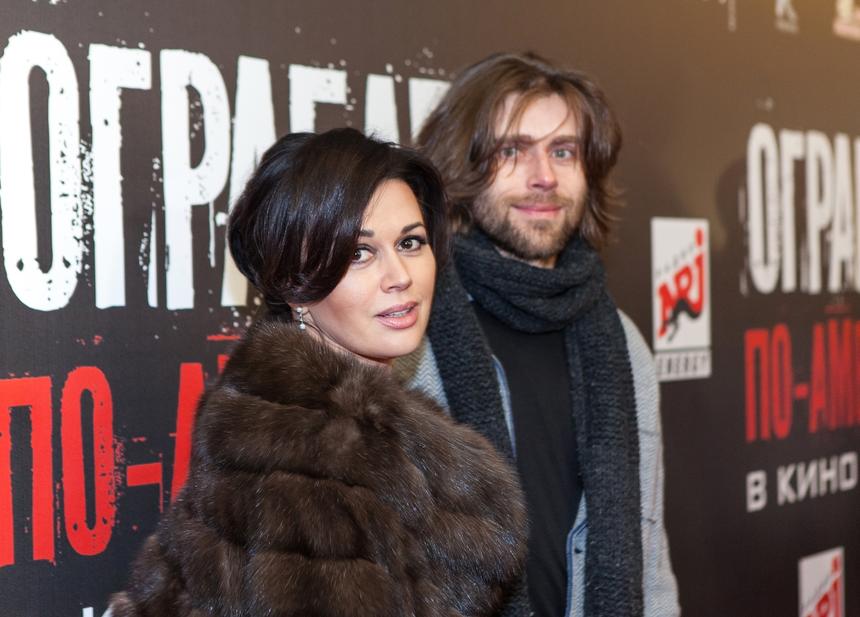 «Он невероятный»: Орлова предложила занести мужа Заворотнюк в Красную книгу