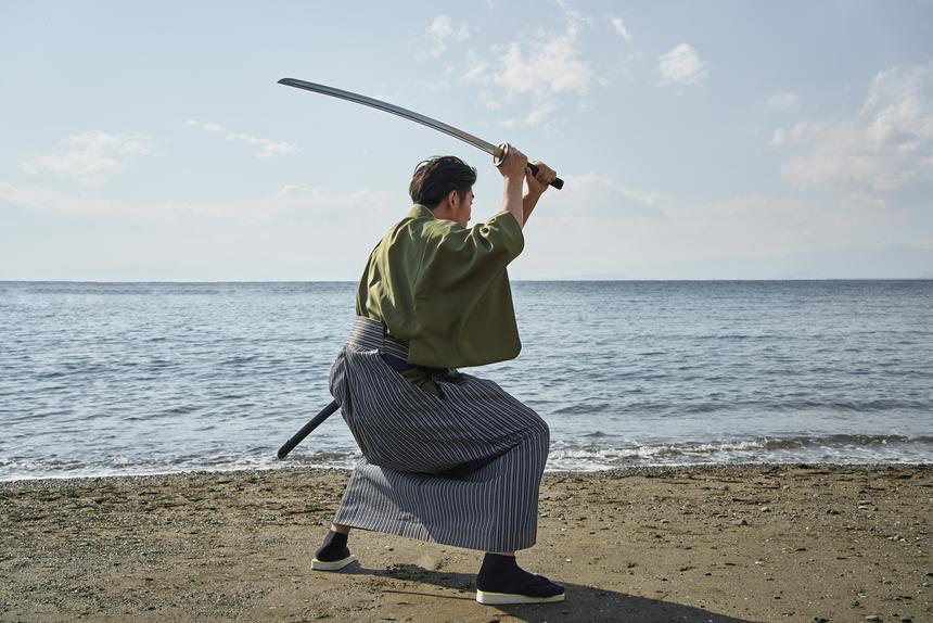 В российском городе ревнивец зарезал катаной знакомого бывшей жены
