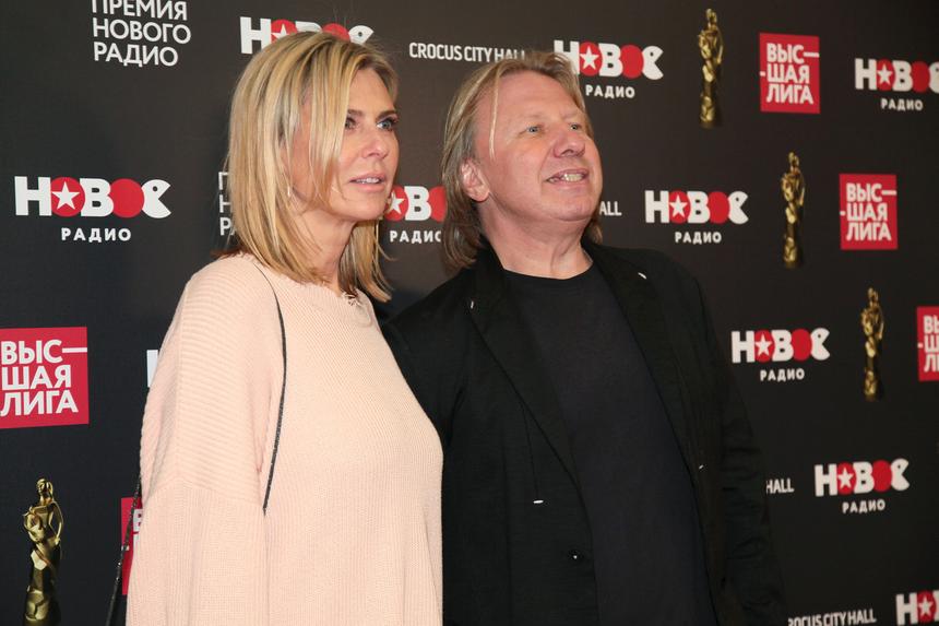 «Все деньги украли»: сына Виктора Дробыша с женой обокрали на Мальдивах