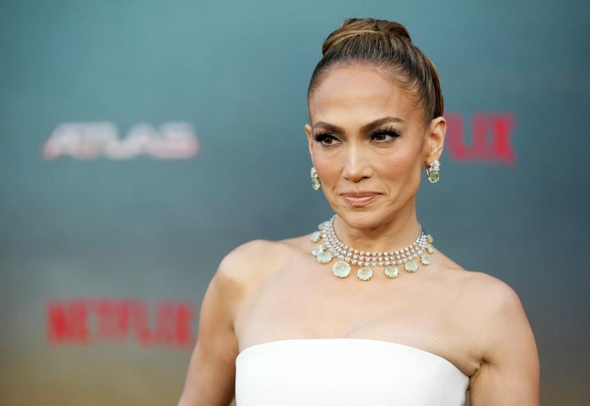 Дженнифер Лопес собирается уехать в отпуск на фоне слухов о разводе с Аффлеком