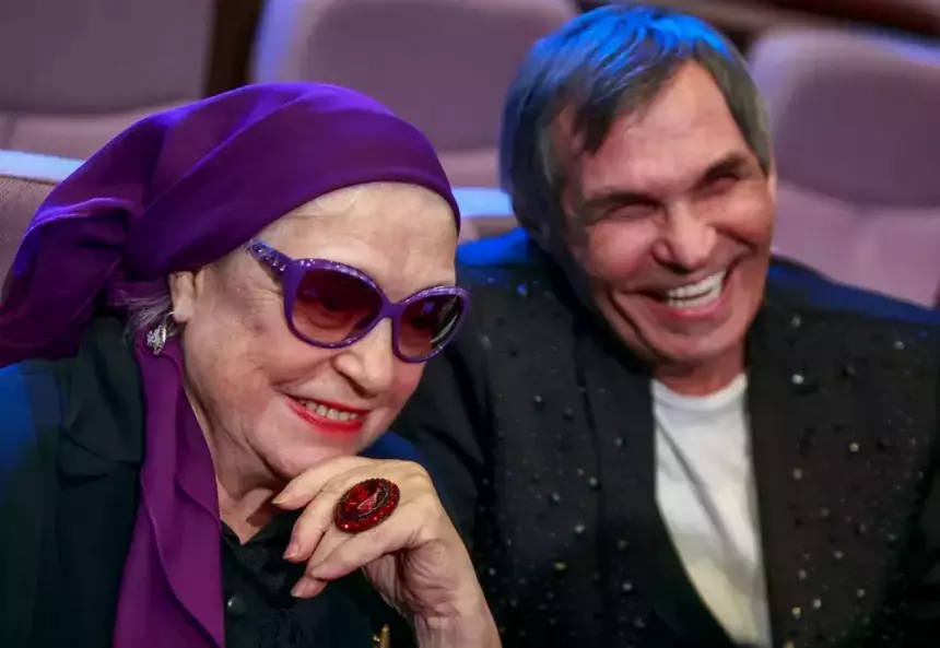 «Прыгаю, скачу, бегаю»: Бари Алибасов отреагировал на слухи о госпитализации