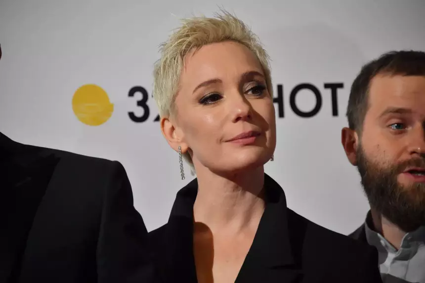 Раскрыта реакция Чулпан Хаматовой на увольнение из Нового Рижского театра: возмущалась и говорила о «пузырях»