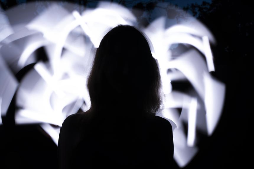 Менеджер ВШЭ обвинила участника «Битвы экстрасенсов» Левина в мошенничестве