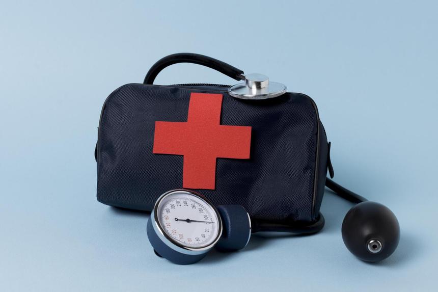 «Видела этих кричащих детей в крови»: очевидица рассказала, как ее спас муж во время атаки на Севастополь