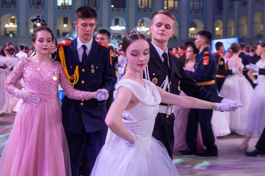 Пушкинский бал состоится в Гостином Дворе в Москве