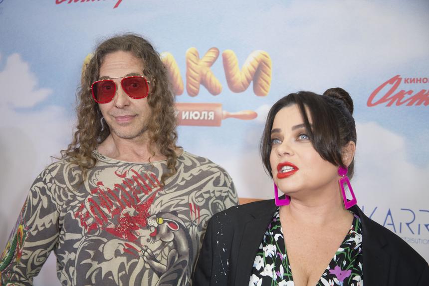 «Что это у меня там чешется»: Павел Воля о подарке стриптизера Тарзана и Наташи Королевой