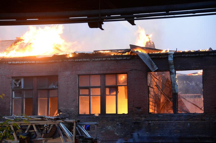 Здание НИИ «Платан» не проверялось 7 лет: выяснились новые подробности о пожаре во Фрязино