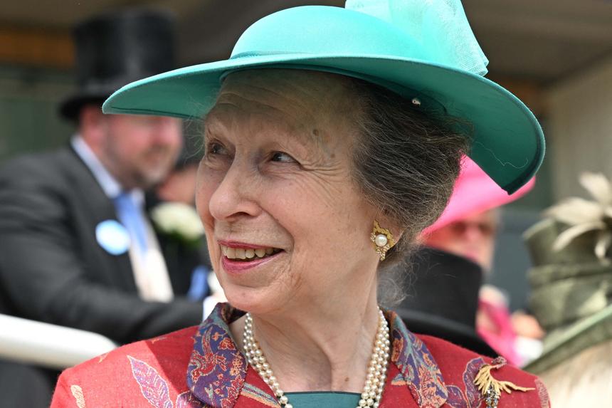 «Медленно»: муж потерявшей память принцессы Анны рассказал о ее самочувствии